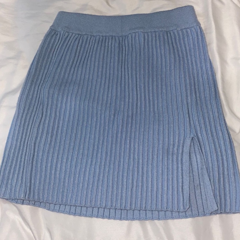 mini skirt